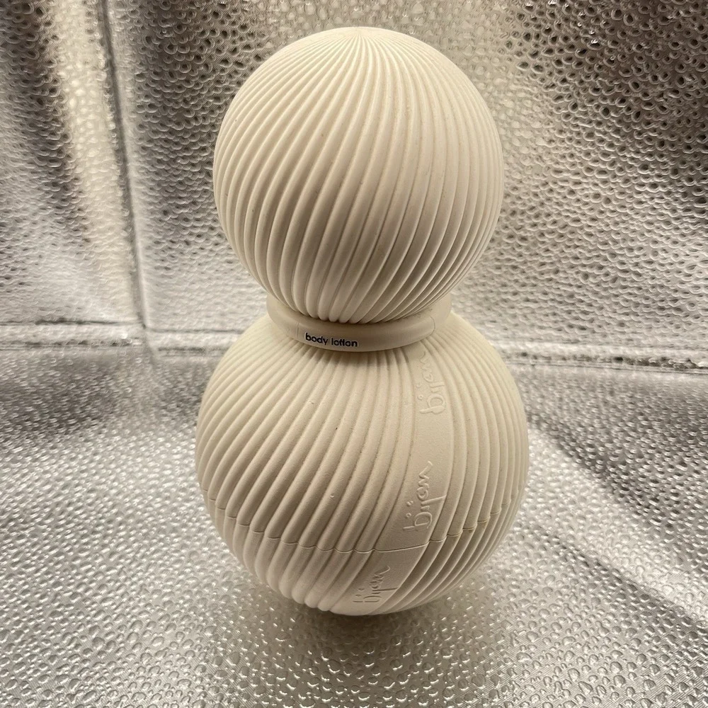 Vintage Bijan Body Lotion 8 oz Beverly Hills Ribbed Designer Bottle Rare